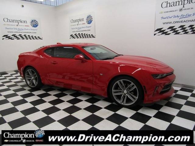 2018 Chevrolet Camaro 1LT RWD photo