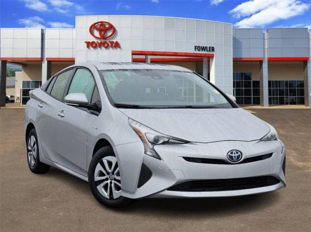 2018 Toyota Prius Four FWD photo