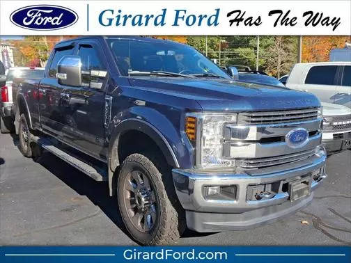 2018 Ford F-250 Super Duty LARIAT 4WD photo