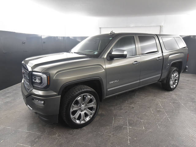 2018 GMC Sierra 1500 Denali 4WD photo