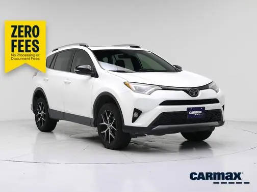 2018 Toyota RAV4 SE FWD photo