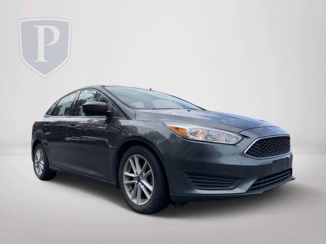 2018 Ford Focus SE FWD photo