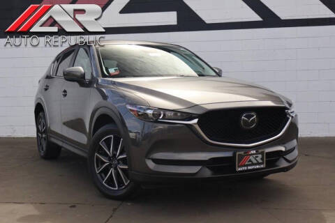 2018 Mazda CX-5 Touring FWD photo