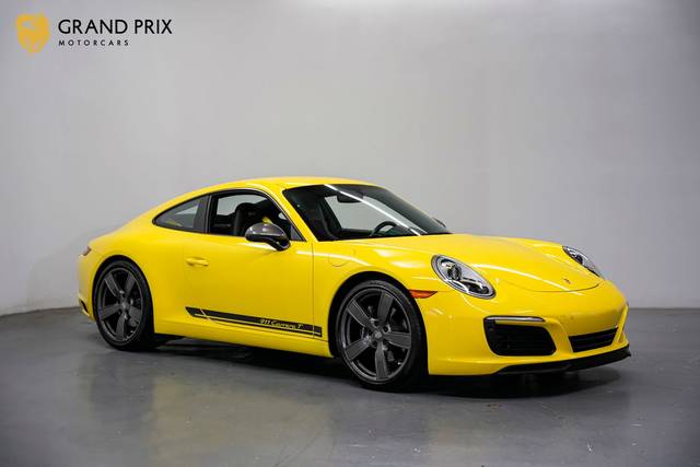 2018 Porsche 911 Carrera T RWD photo