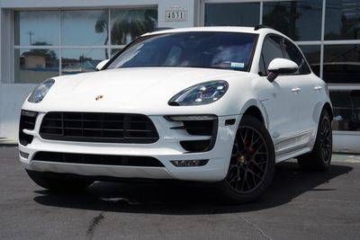 2018 Porsche Macan GTS AWD photo