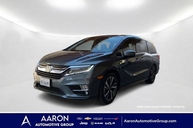 2018 Honda Odyssey Elite FWD photo