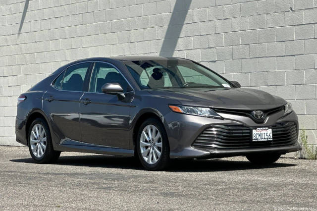 2018 Toyota Camry LE FWD photo