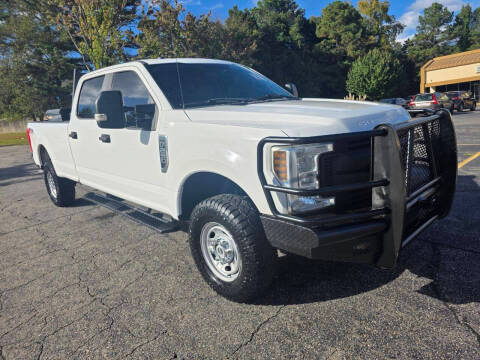 2018 Ford F-250 Super Duty XL 4WD photo