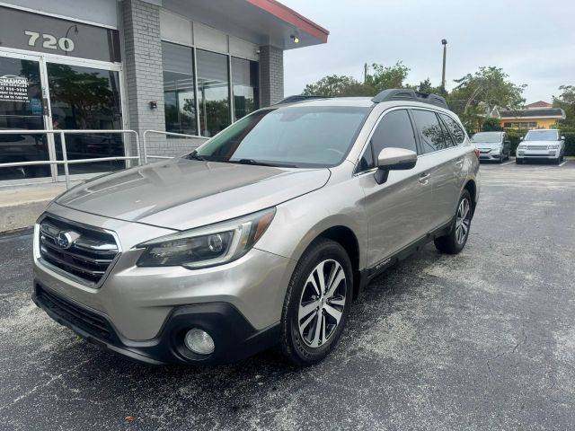 2018 Subaru Outback Limited AWD photo