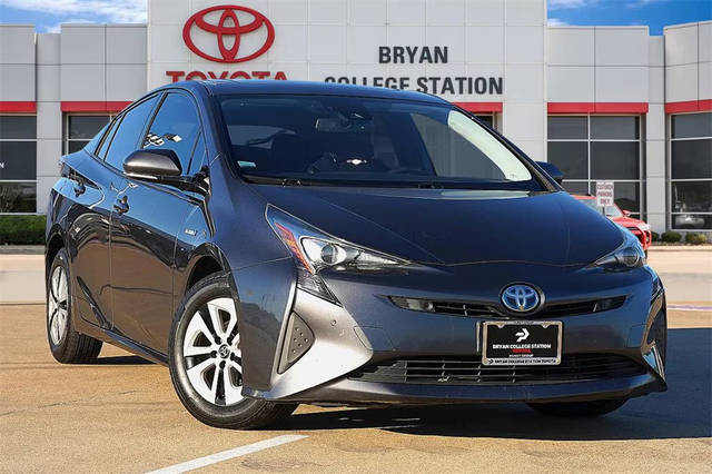 2018 Toyota Prius Four FWD photo