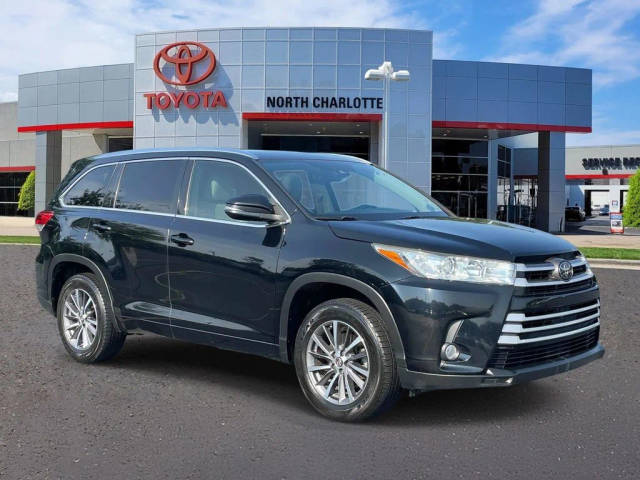 2018 Toyota Highlander XLE FWD photo