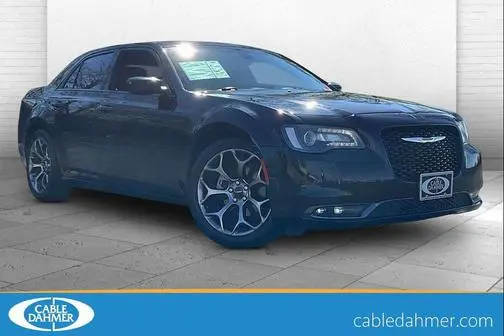 2016 Chrysler 300 300S RWD photo