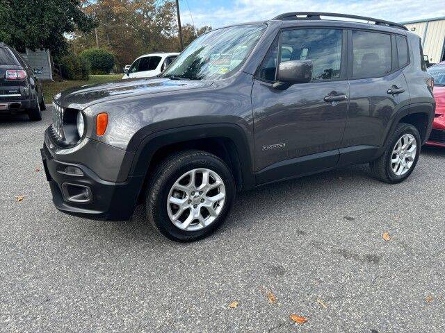 2017 Jeep Renegade Latitude 4WD photo