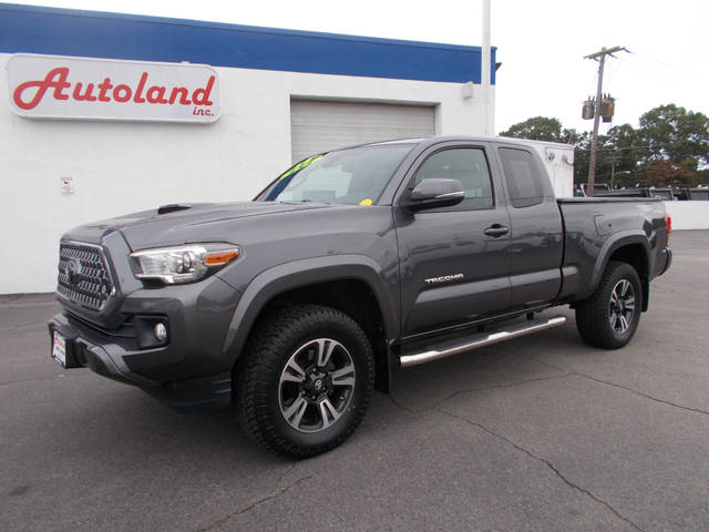 2018 Toyota Tacoma TRD Sport 4WD photo