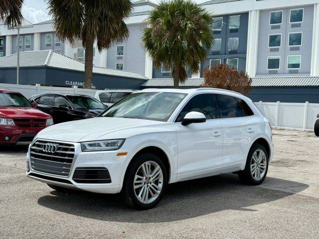 2018 Audi Q5 Premium Plus AWD photo