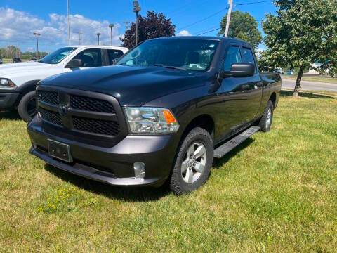 2018 Ram 1500 Express 4WD photo