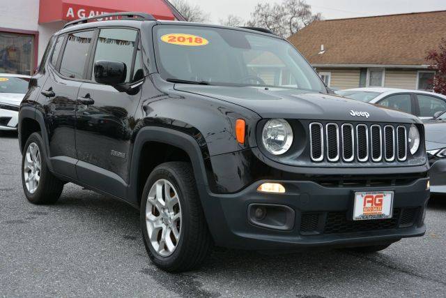 2018 Jeep Renegade Latitude 4WD photo