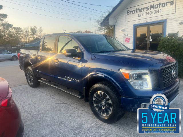 2018 Nissan Titan PRO-4X 4WD photo