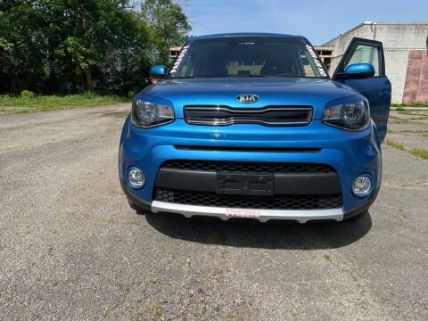 2018 Kia Soul + FWD photo