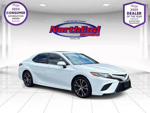 2018 Toyota Camry SE FWD photo