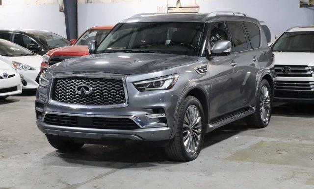 2018 Infiniti QX80 RWD photo