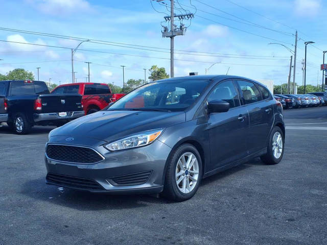 2018 Ford Focus SE FWD photo