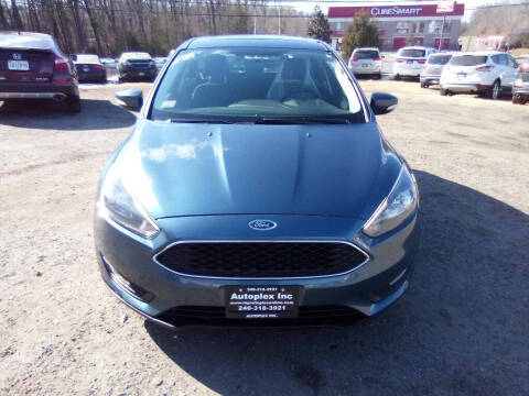 2018 Ford Focus SEL FWD photo