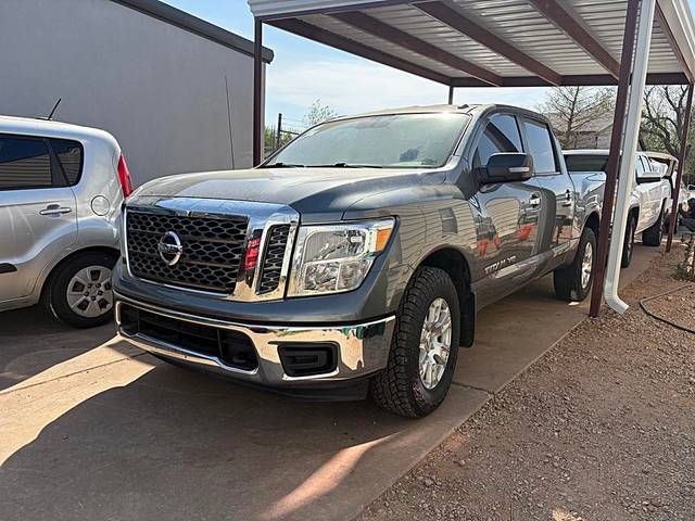 2018 Nissan Titan SV 4WD photo
