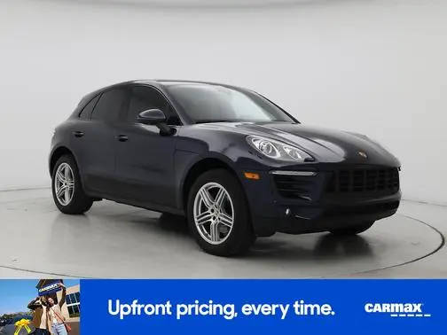 2018 Porsche Macan AWD photo