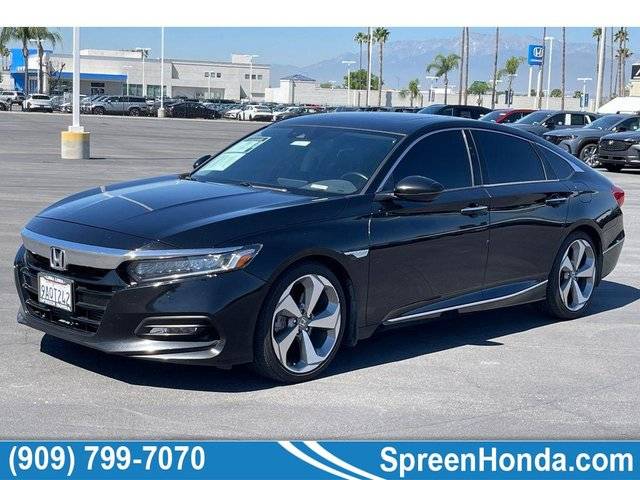 2018 Honda Accord Touring 2.0T FWD photo