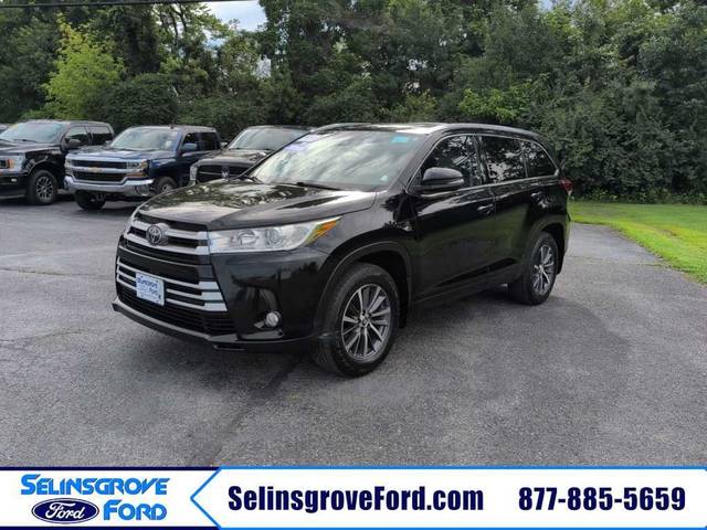 2018 Toyota Highlander XLE AWD photo