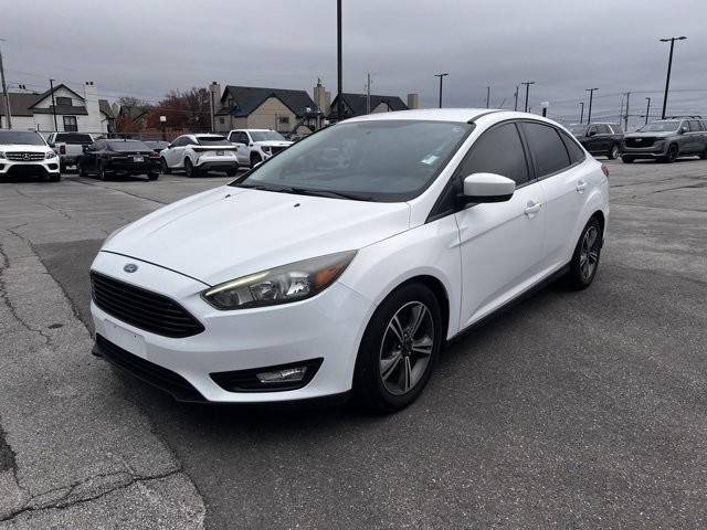 2018 Ford Focus SE FWD photo