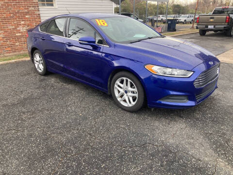 2016 Ford Fusion SE FWD photo