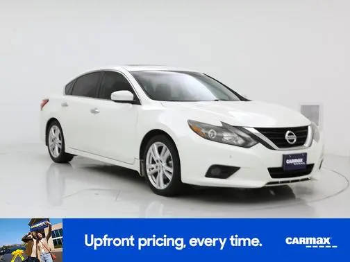 2017 Nissan Altima 3.5 SL FWD photo