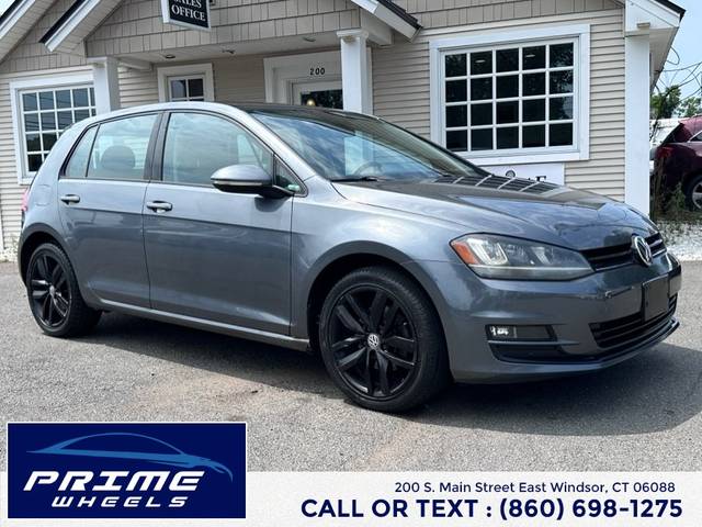 2015 Volkswagen Golf FWD photo