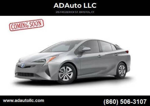 2018 Toyota Prius Three FWD photo
