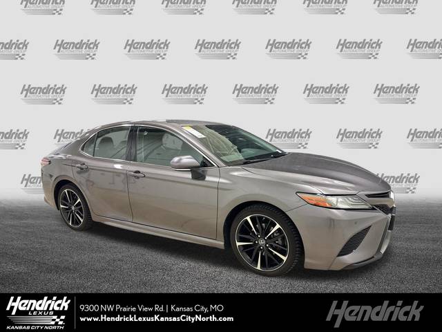 2018 Toyota Camry XSE FWD photo