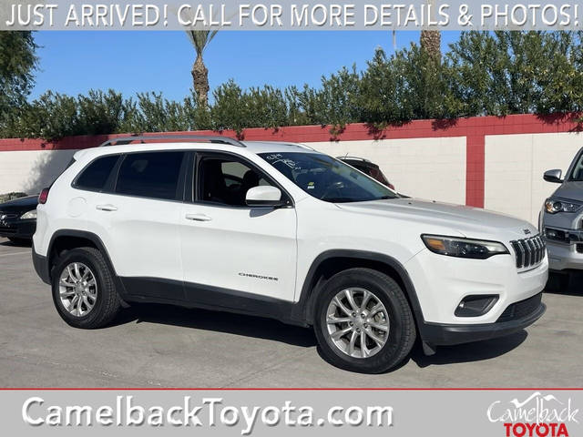 2019 Jeep Cherokee Latitude 4WD photo