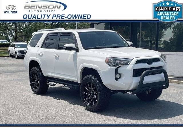 2018 Toyota 4Runner SR5 Premium 4WD photo