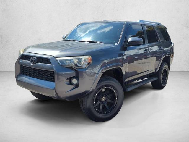 2018 Toyota 4Runner SR5 RWD photo