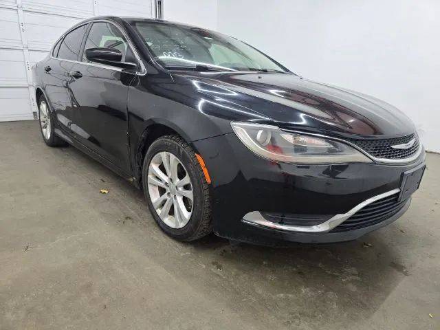 2015 Chrysler 200 Limited FWD photo