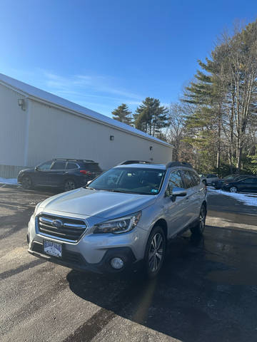 2018 Subaru Outback Limited AWD photo