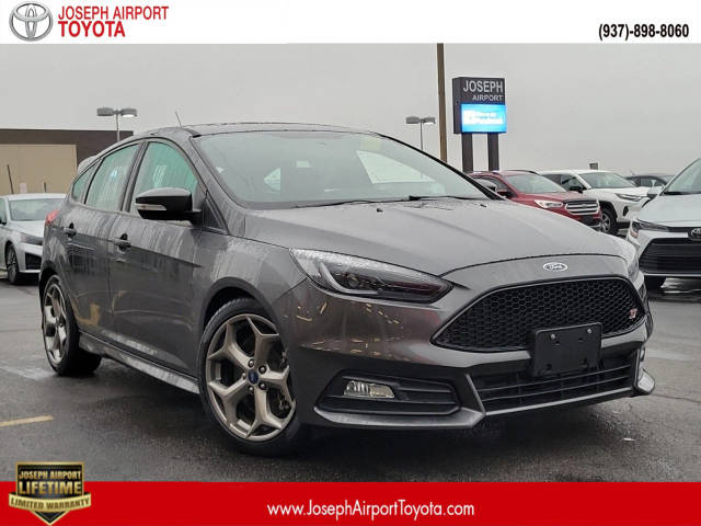 2018 Ford Focus ST FWD photo