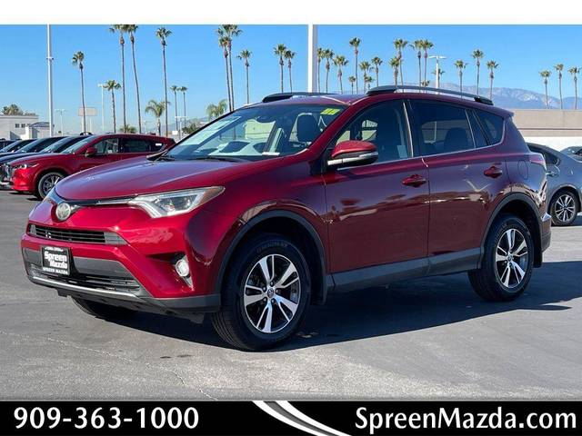 2018 Toyota RAV4 XLE FWD photo