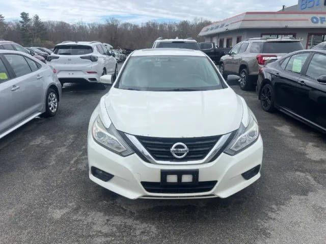 2018 Nissan Altima 2.5 SV FWD photo