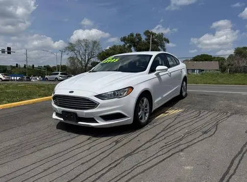 2018 Ford Fusion SE FWD photo