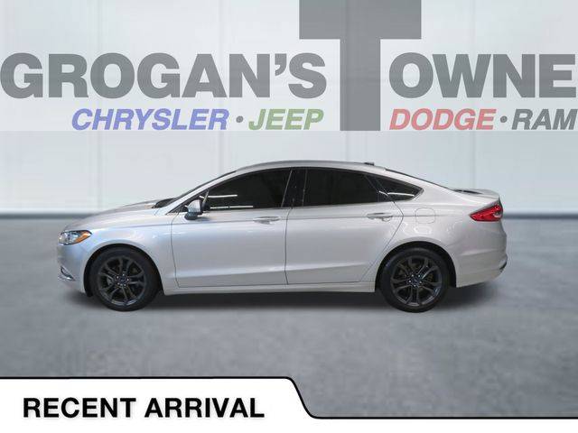 2018 Ford Fusion SE FWD photo