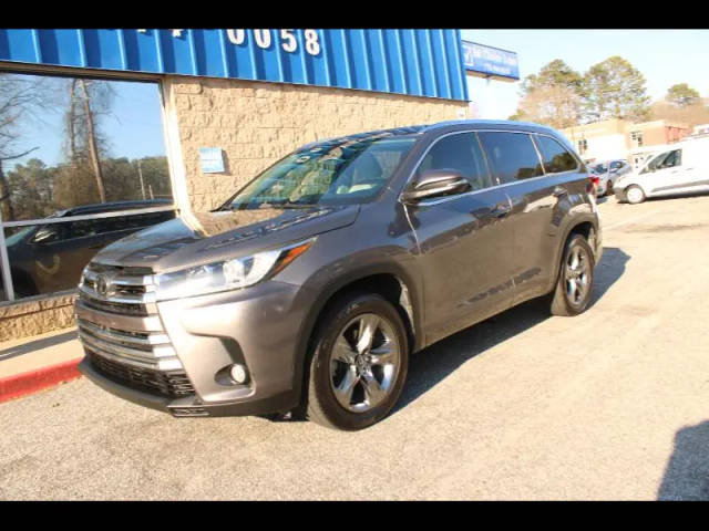 2018 Toyota Highlander Limited Platinum FWD photo