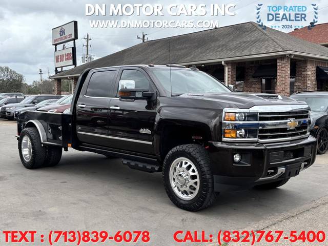 2018 Chevrolet Silverado 3500HD High Country 4WD photo
