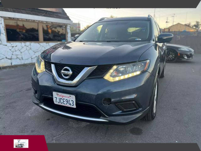 2015 Nissan Rogue SV FWD photo